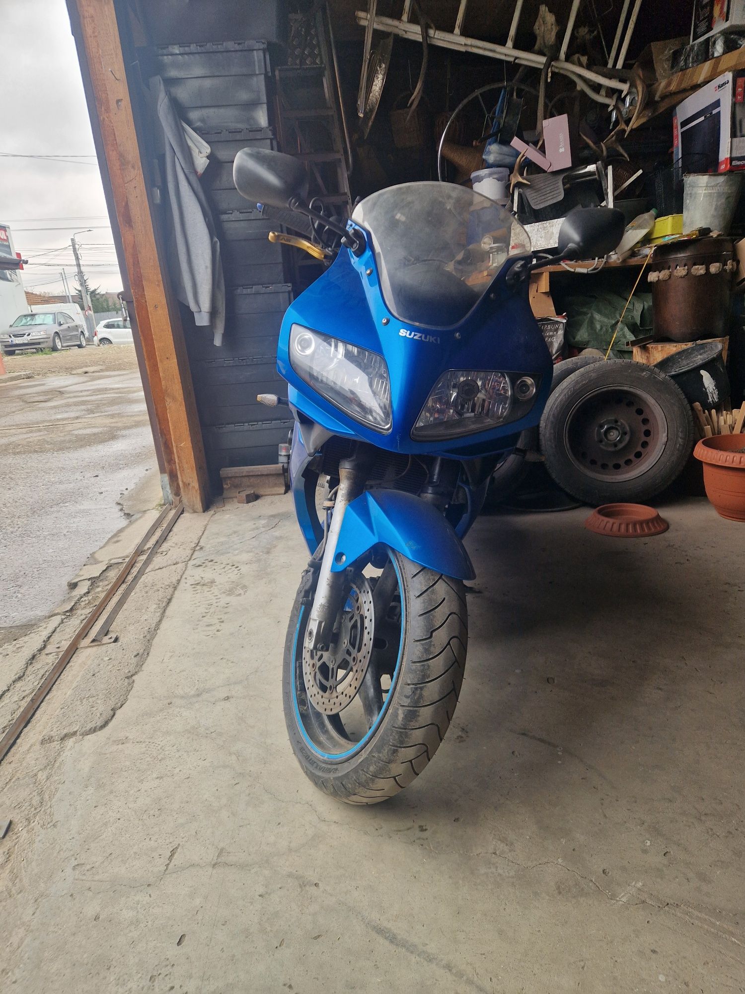 Motocicletă Suzuki sv650 naked carenat ediție limitată an 2007