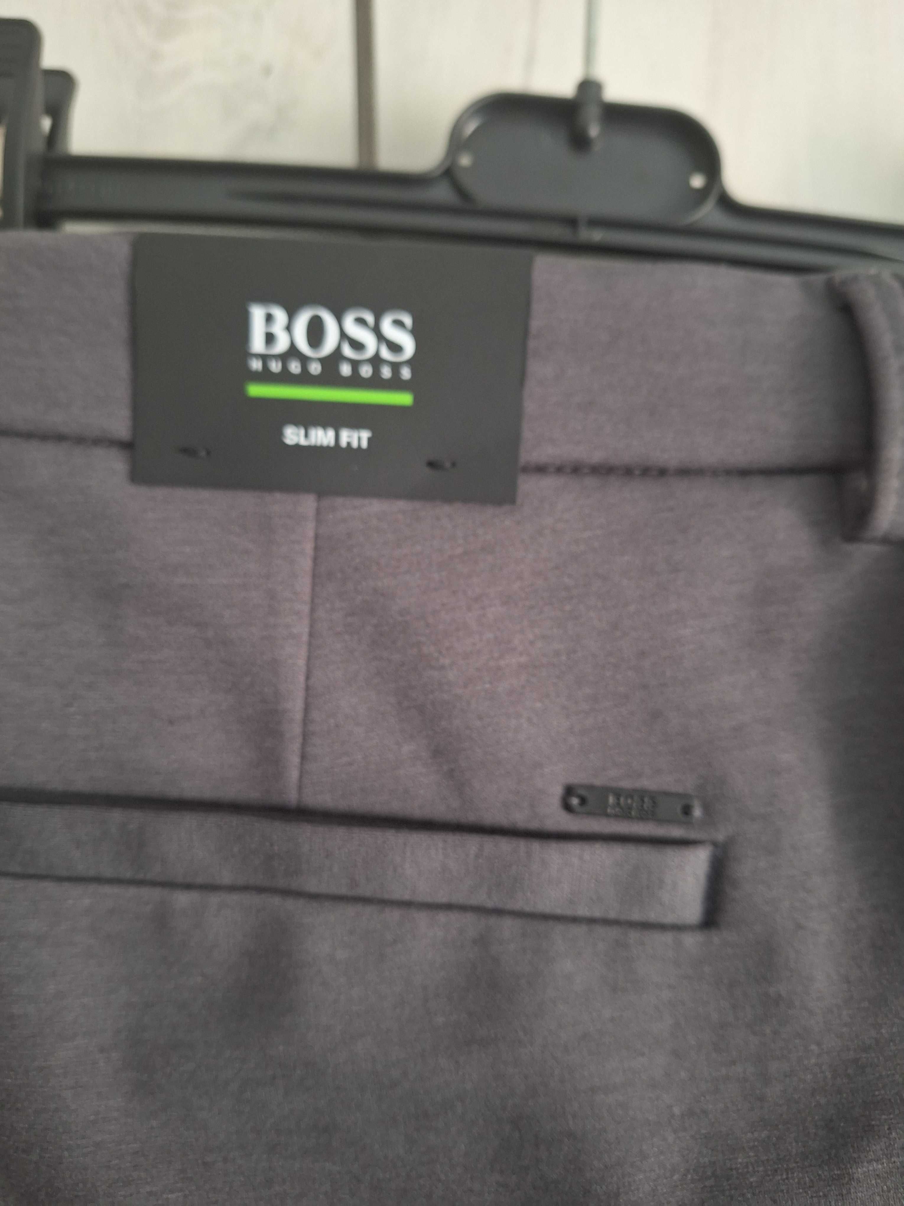 Hugo Boss Мъжки бермуди 56