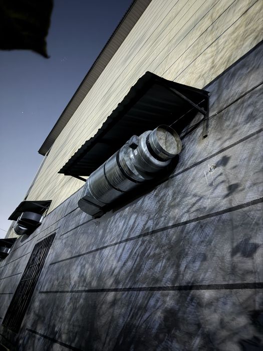 Вытежка новая размер 1 на 4 метр.