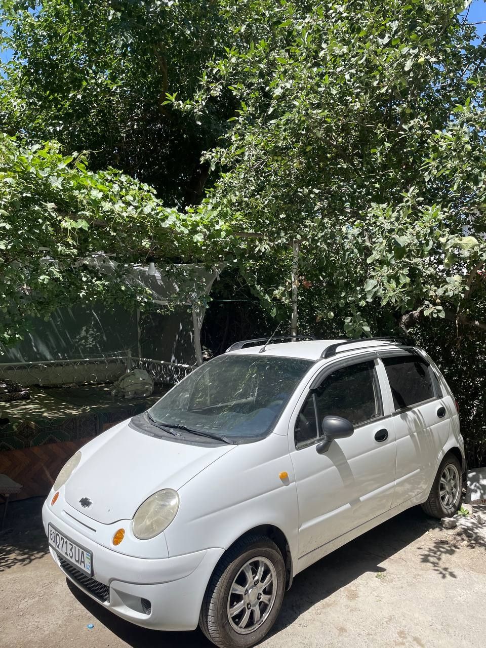 Matiz moshinasi sotiladi