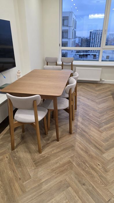 Продам новые стулья