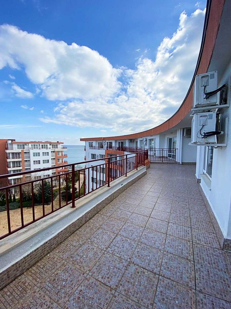Продава се Тристаен апартамент в с. Равда, Област Бургас - 112 кв.м за 1384 €/кв.м - Снимка #2