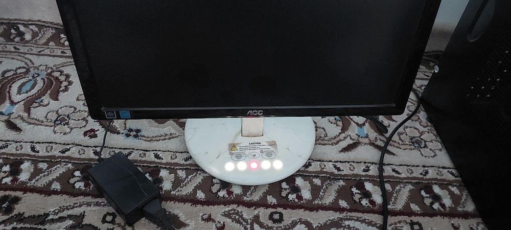 Monitor LOC Sotiladi