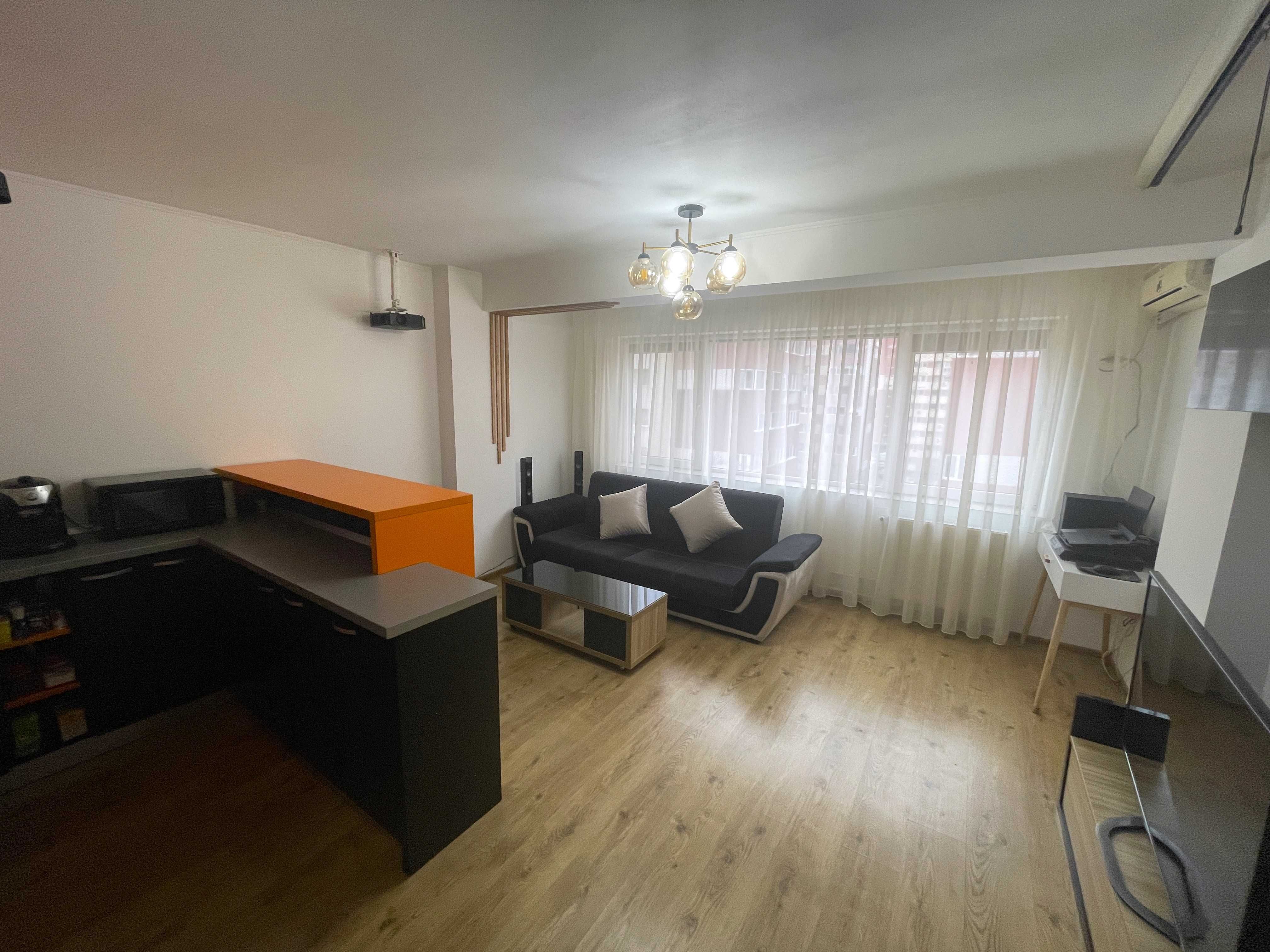 Direct Proprietar Studio lux Compozitori