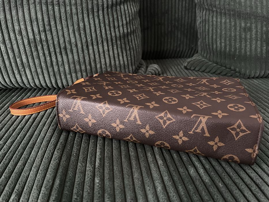 Дамски клъч Louis Vuitton