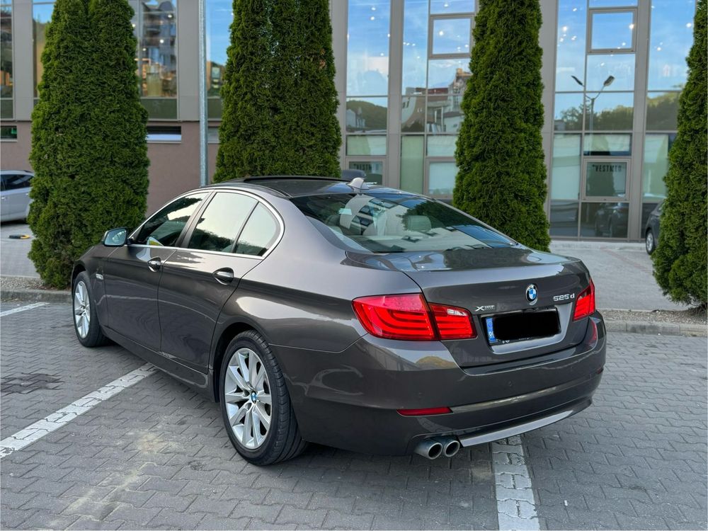 BMW 525D Xdrive Soft-Close Trapa 218CP 2013