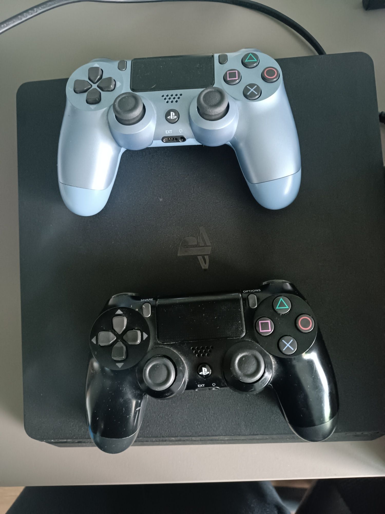 PlayStation 4 Slim