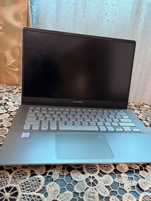 Leptop Asus Vivobook