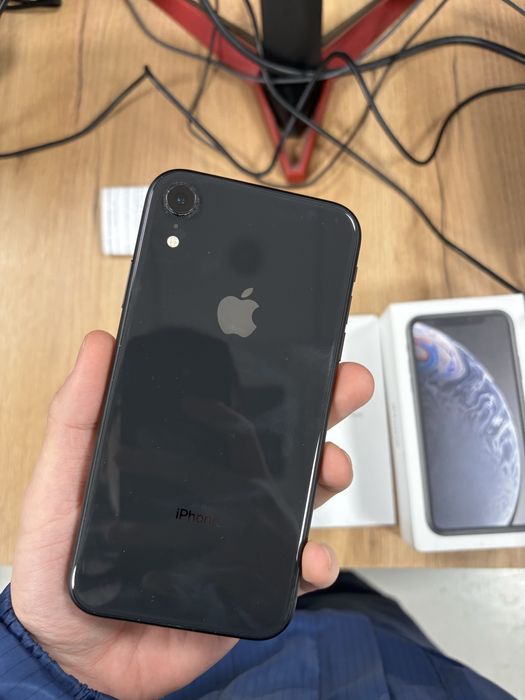 Iphone XR Б/У 78% 128ГБ Черный
