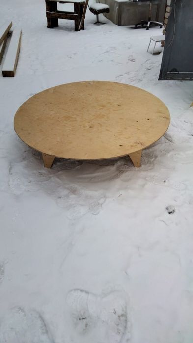 Продам казахский круглый стол шир. 130