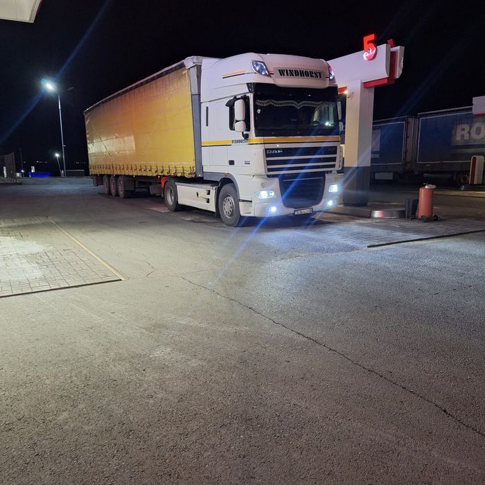 Фура тент рефрежиратор шаландра площадка длинномер тралл реф