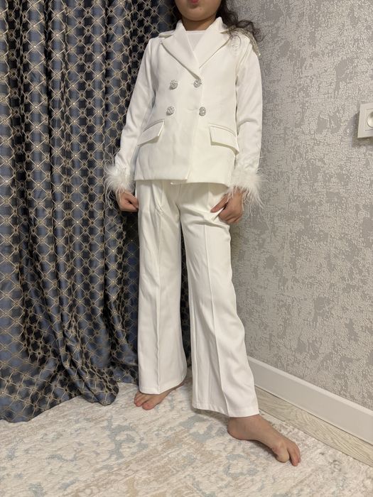 Тройка сатылады!