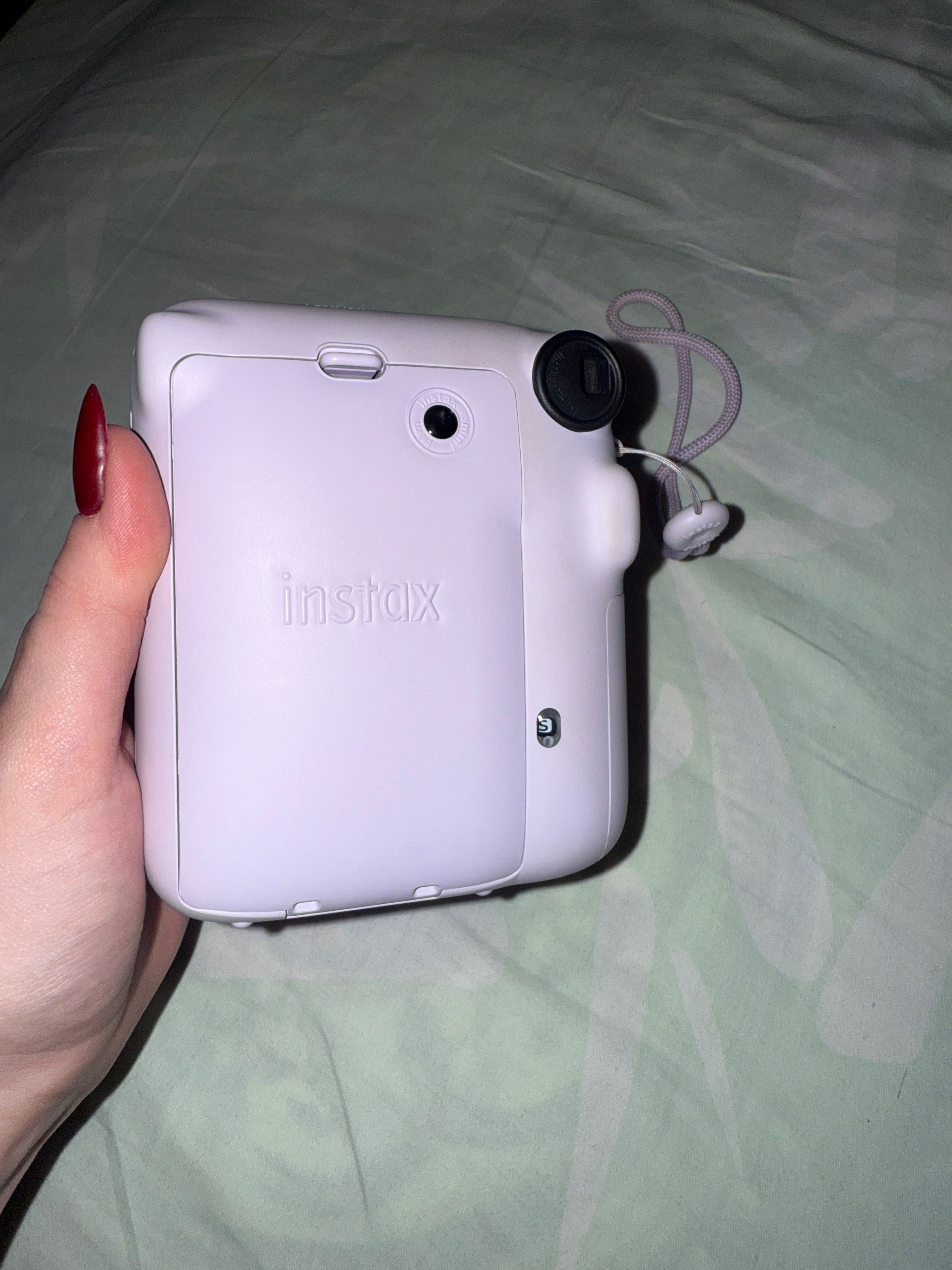 Фотоаппарат instax mini 12