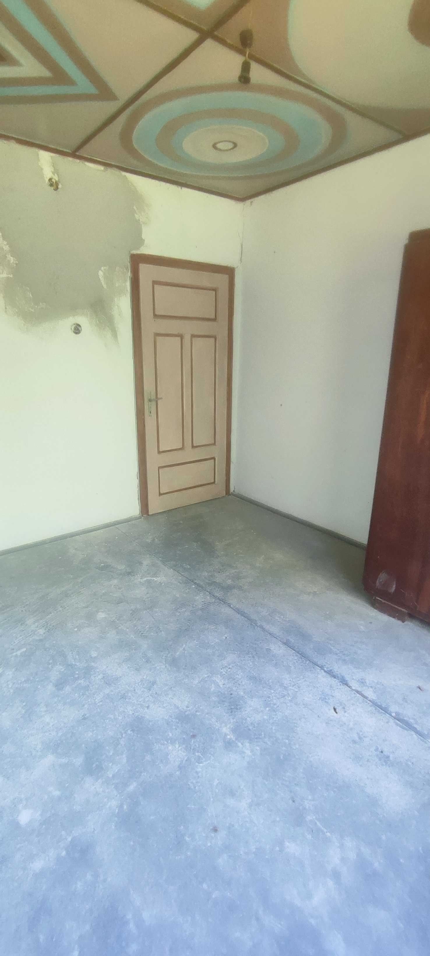 Продава се къща с голям двор в с. Русаля, обл. Велико Търново
