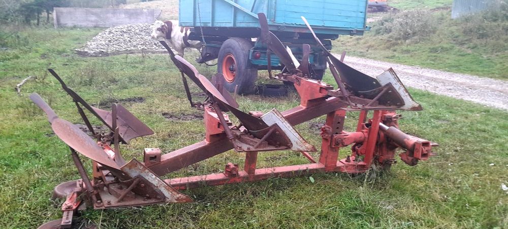 Plug Landsberg reversibil cu 3 brazde