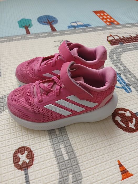 Детски маратонки Adidas 25 и 1/2 и 26 номер