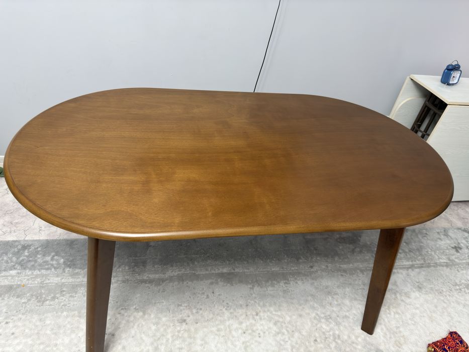 Продам стол 180/90