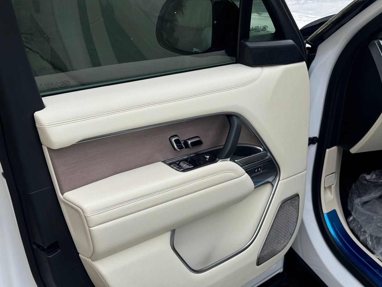 Land Rover Vogue Autobiography P530