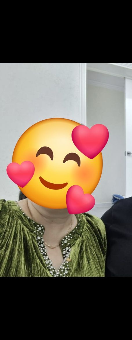 Продам платья длинное с вырезом