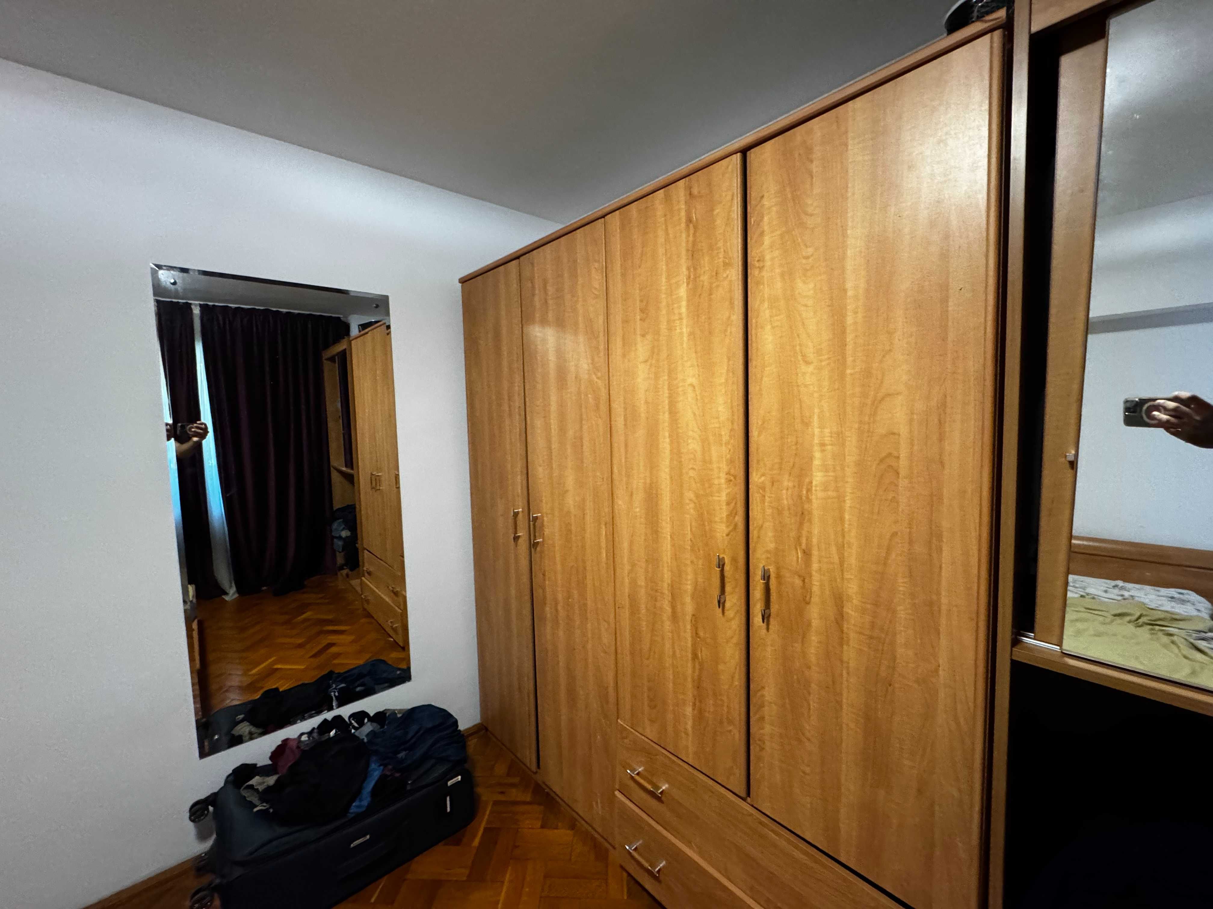 Dulap gratuit pentru dormitor, disponibil pentru ridicare [Panduri]