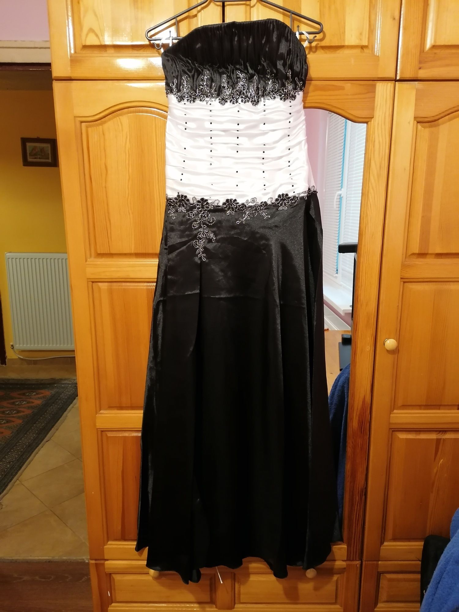 Бална рокля размер L