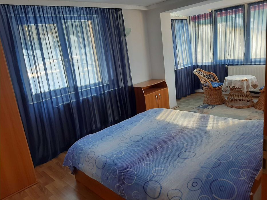 Cazare CHEIE toată vila munte Predeal REVELION  CRACIUN (15 pers)