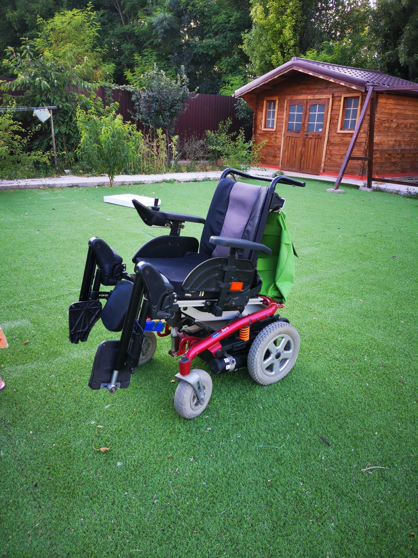 Carut electric persoane cu handicap