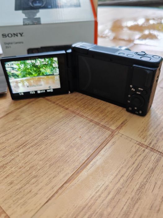 Фотоапарат Sony ZV-1