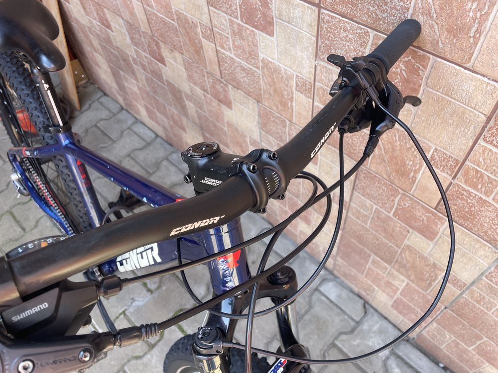 Bicicleta MTB  29-er frane hidraulice