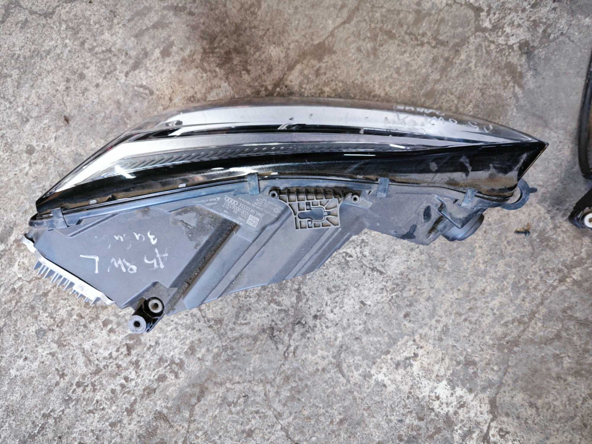 Ляв фар Audi A5 8W B9 full led 2019 2бр налични фарове Ауди А5