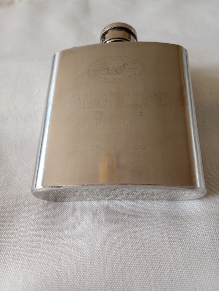 Метална бутилка Tullamore Dew