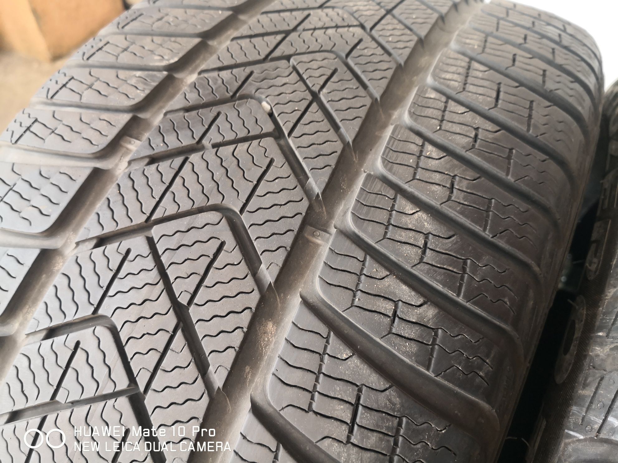 225 45 18 предни 255 35 18 задни гуми спорт пакет 18 цола Pirelli dot