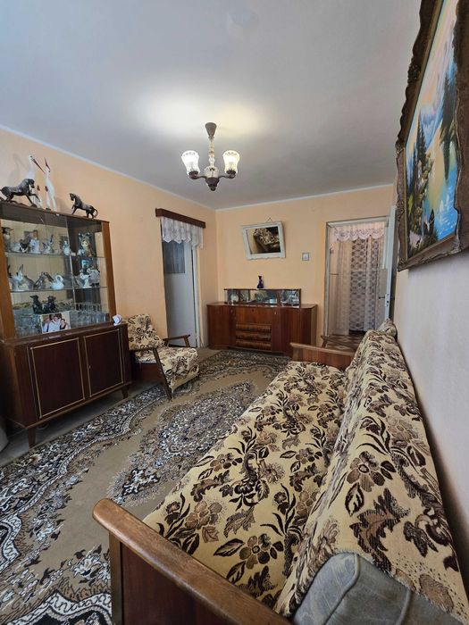 Apartament 3 camere semidecomandat Micro 38