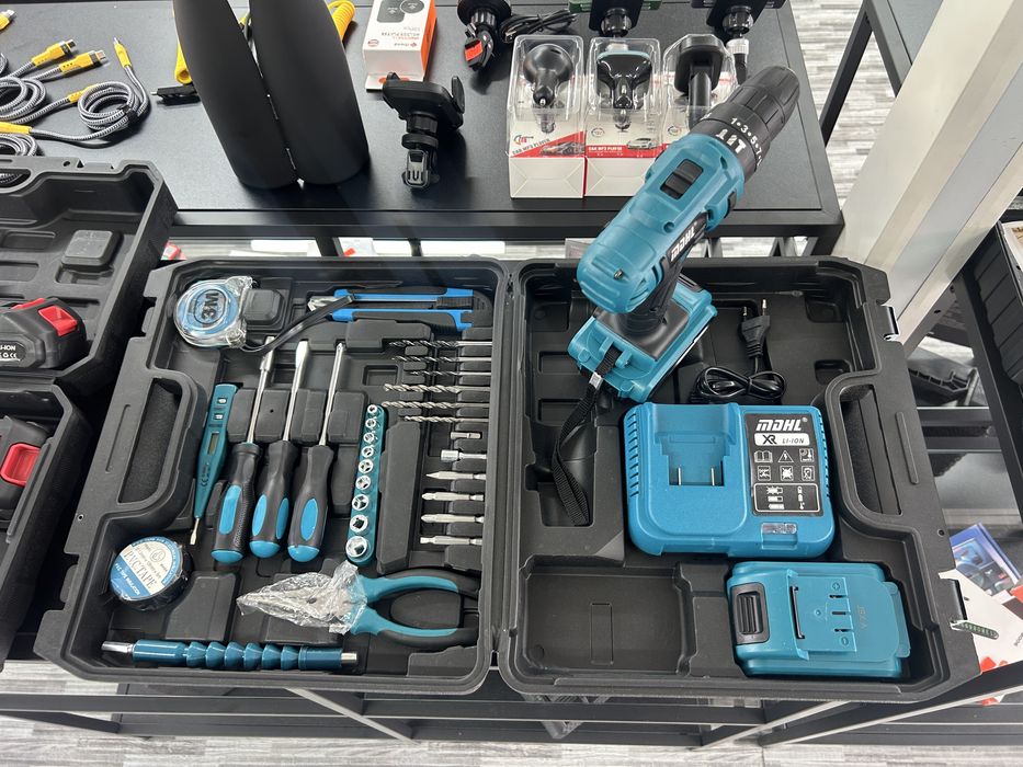 Set bormașină electrică cu acumulator + trusă completă scule