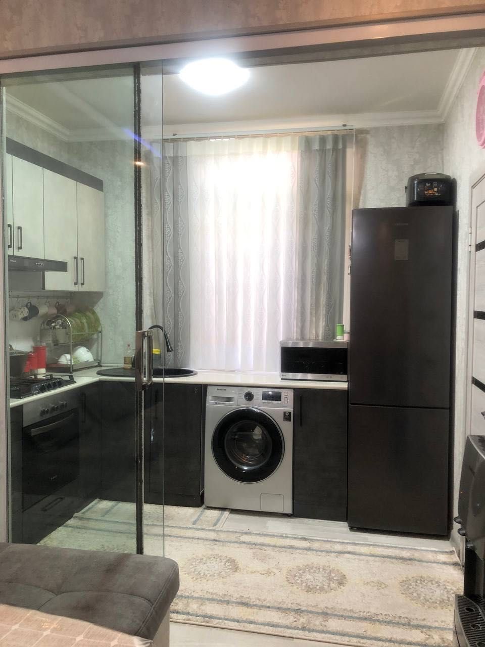 Продается квартира на ТТЗ-1 1 этаж 3*комнатная переделанная в 4.