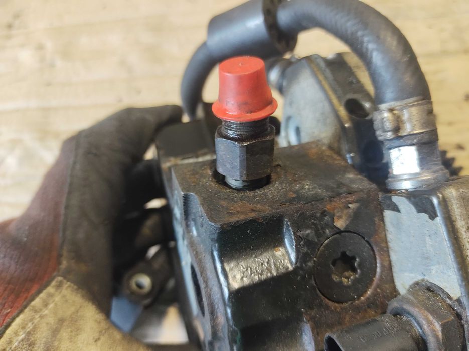 ГНП Горивна Помпа MERCEDES E class W211 V6 OM642 4matic