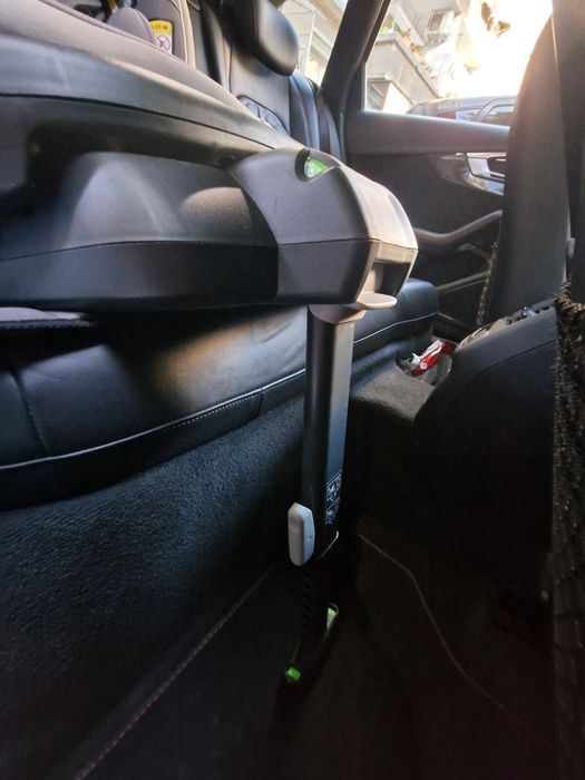 Столче за кола BeSafe iZi Modular A X1 i-Size с включена основа