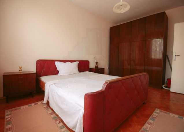 Дава се под наем Тристаен апартамент в Пловдив, Захарна фабрика - 88 кв.м за 265.2 € - Снимка #1