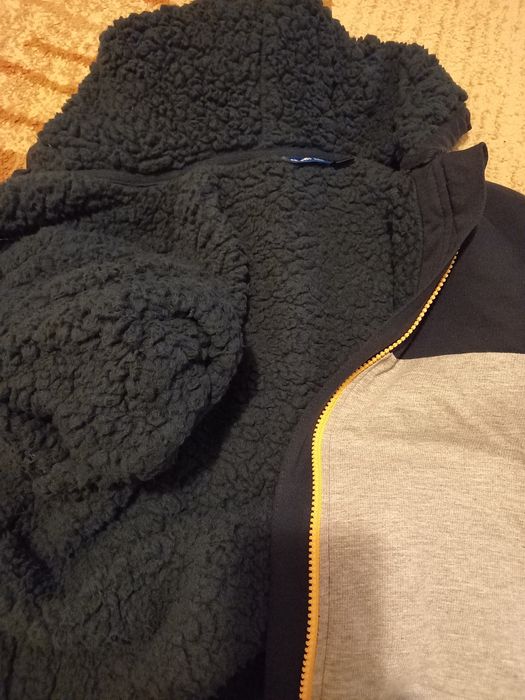 Hanorac Pepperts (Lidl) marimea 12-14 ani