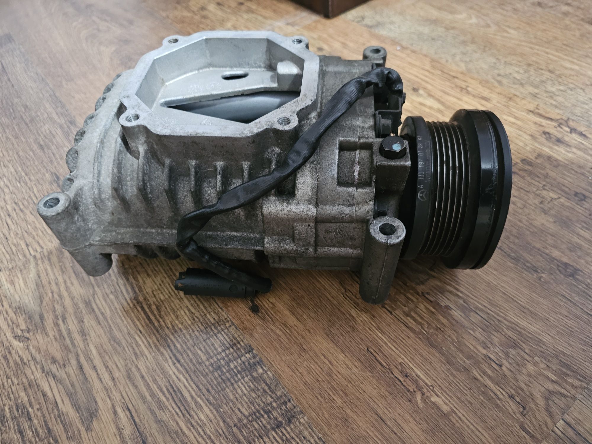 Компресор/суперчарджър Eaton m62 от Mercedes