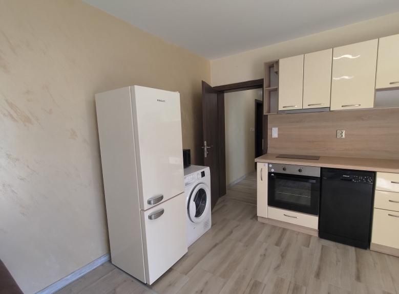 Дава се под наем Двустаен апартамент в Пловдив, Кършияка - 55 кв.м за 400 € - Снимка #1