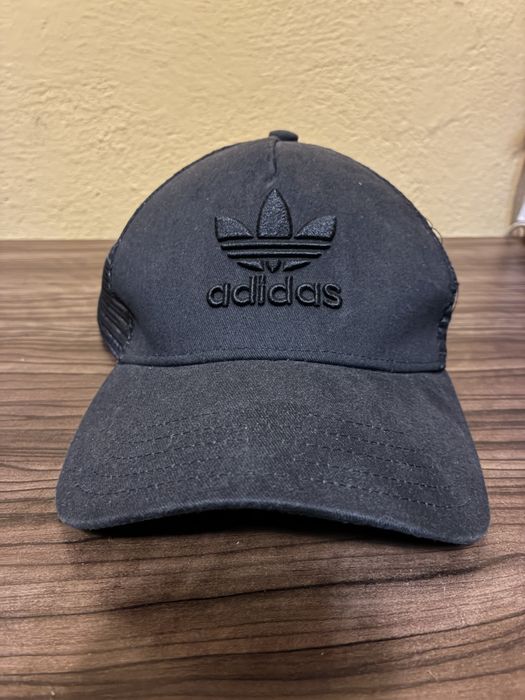 Шапка Adidas унисекс