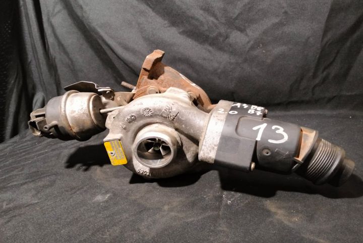 Turbina turbo turbosuflanta 2.0 TDI 03L145701 Seat Exeo prima generat