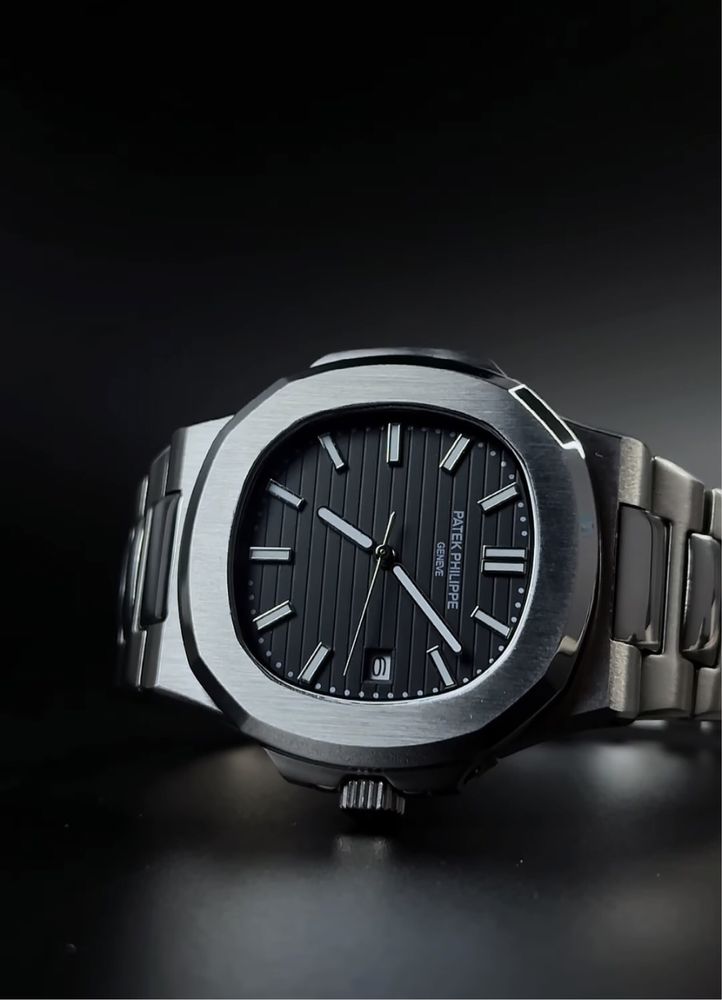 Patek Philippe Nautilus Black