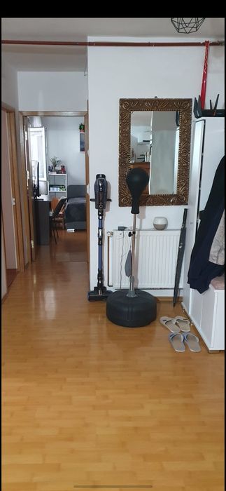 Vând apartament in Mioveni, central,negociabil