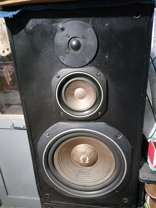 Amplificatoare / sisteme / Boxe