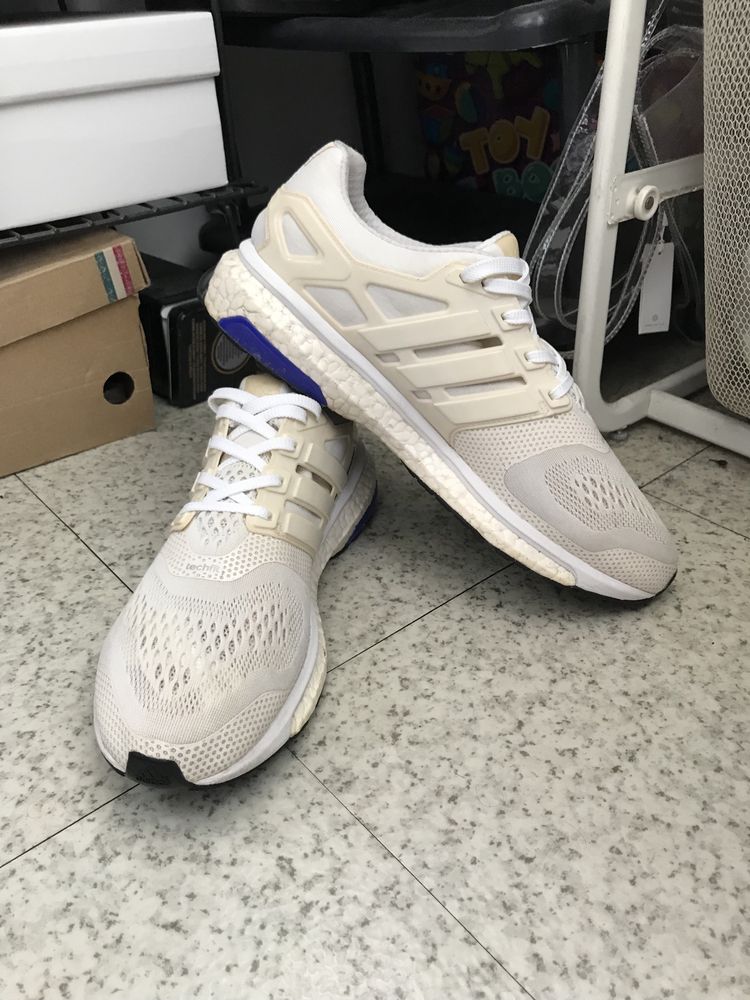 Adidas Energy Boost 42 2/3