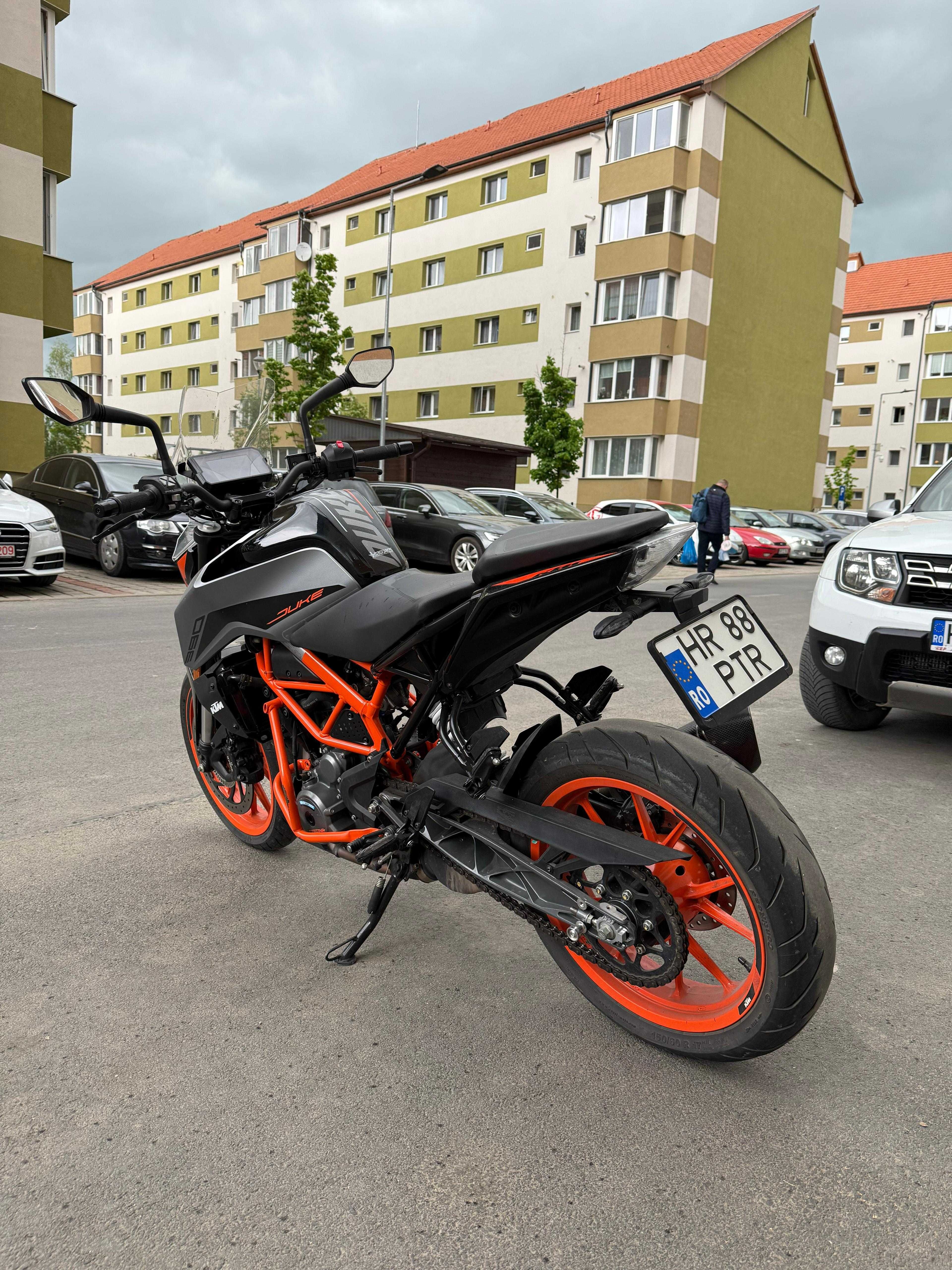 KTM Duke 390 Akrapovic 2022