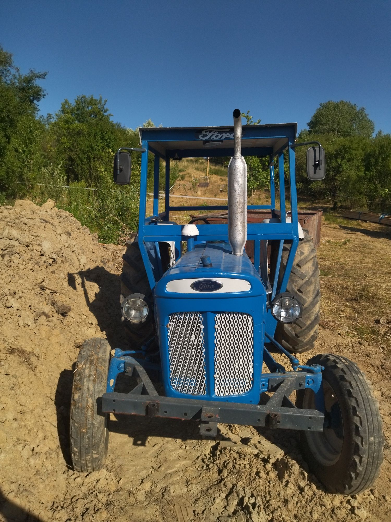 Vând tractor Ford 50 cp