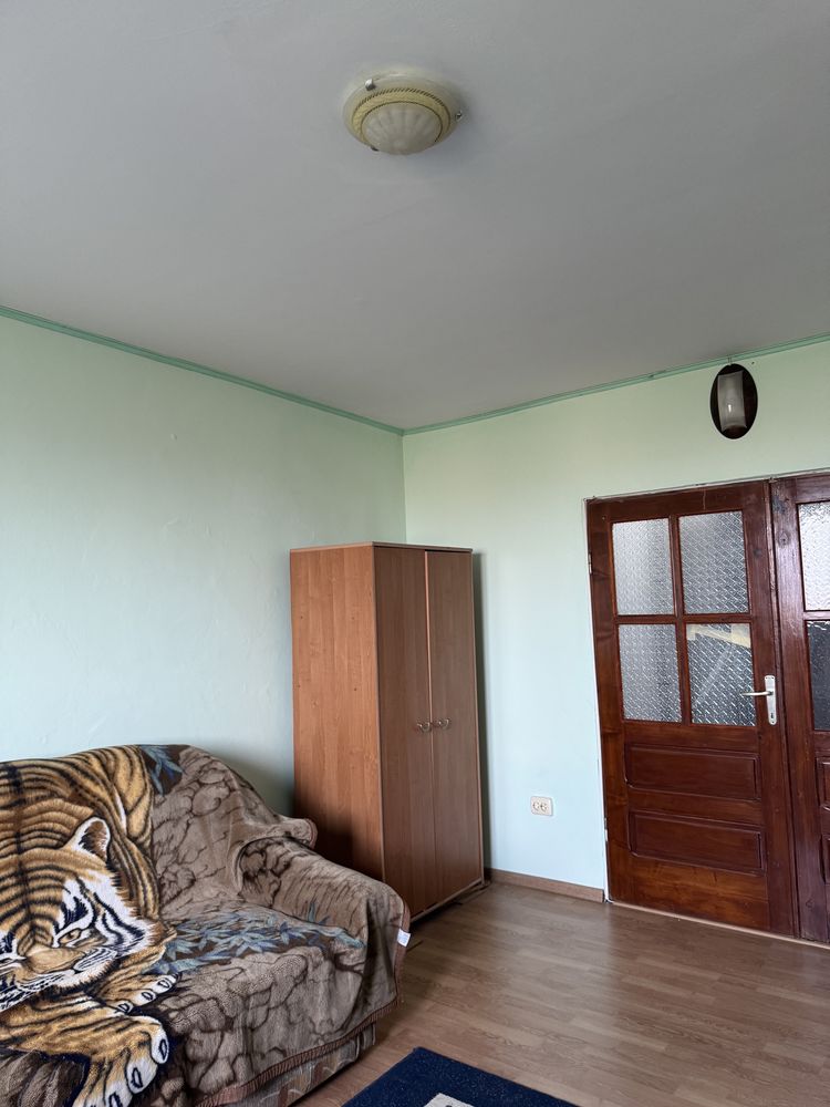 Garsoniera de vanzare situata pe bulevardul 1 Mai Vechi!